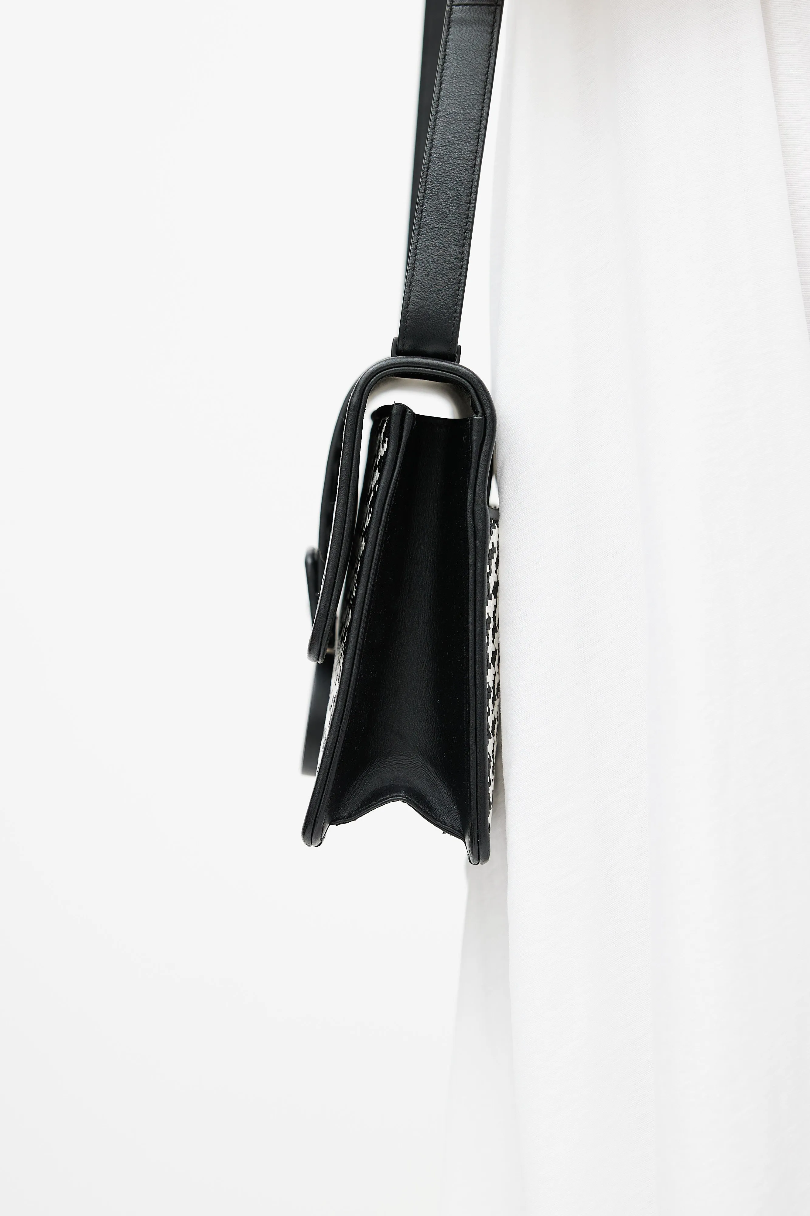 Black & White Houndstooth 30 Montaigne Bag